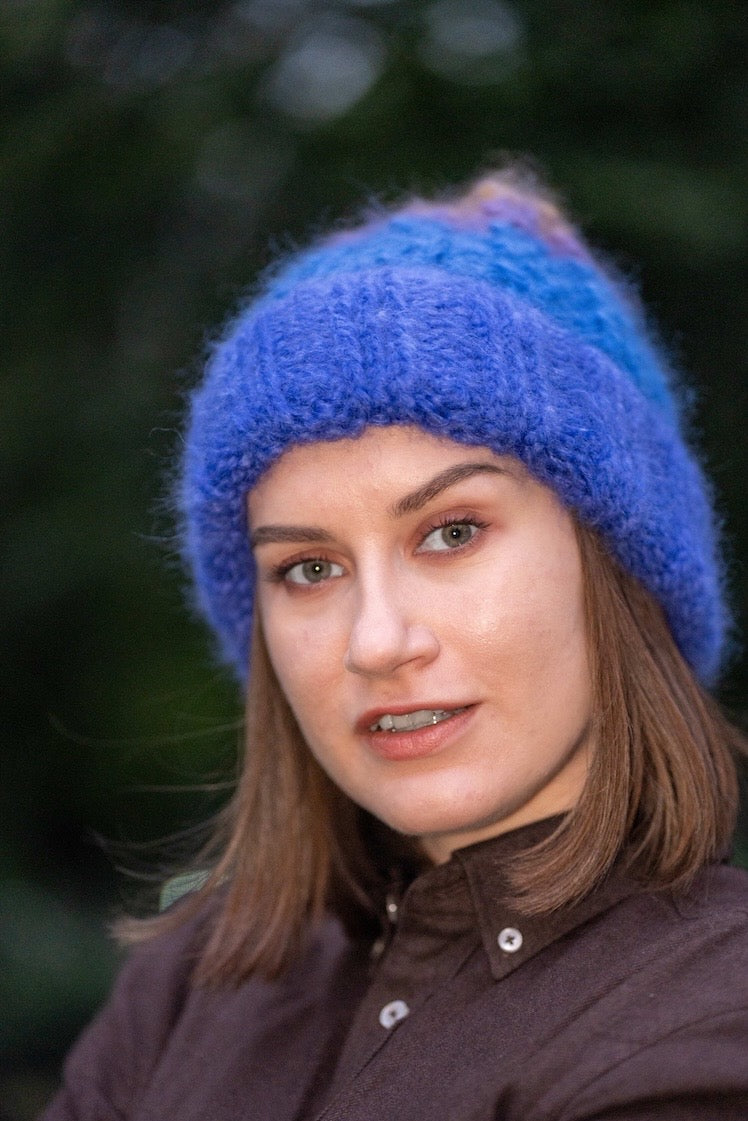 Blue & Pink - The Beanie - Strikkeoppskrift