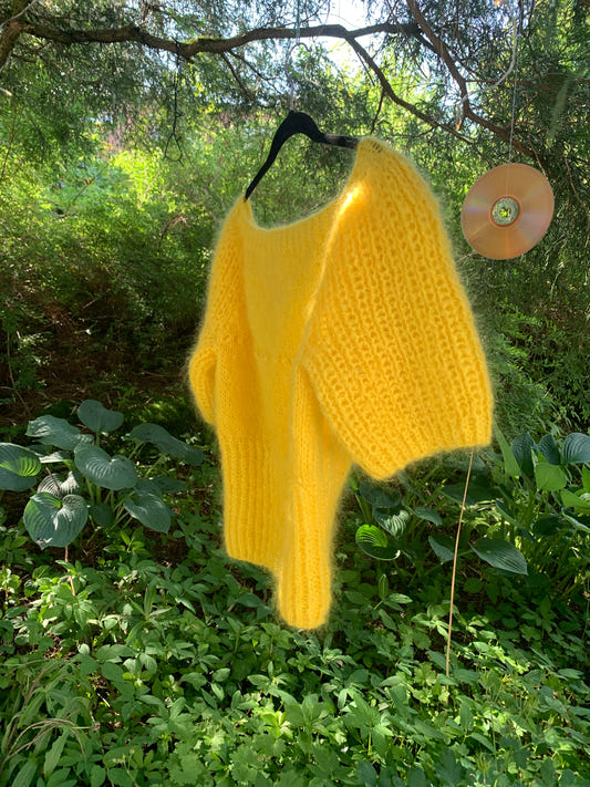 Le Soleil - The Top (neckline)