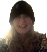 Black Night – The Beanie fra CosyMonday
