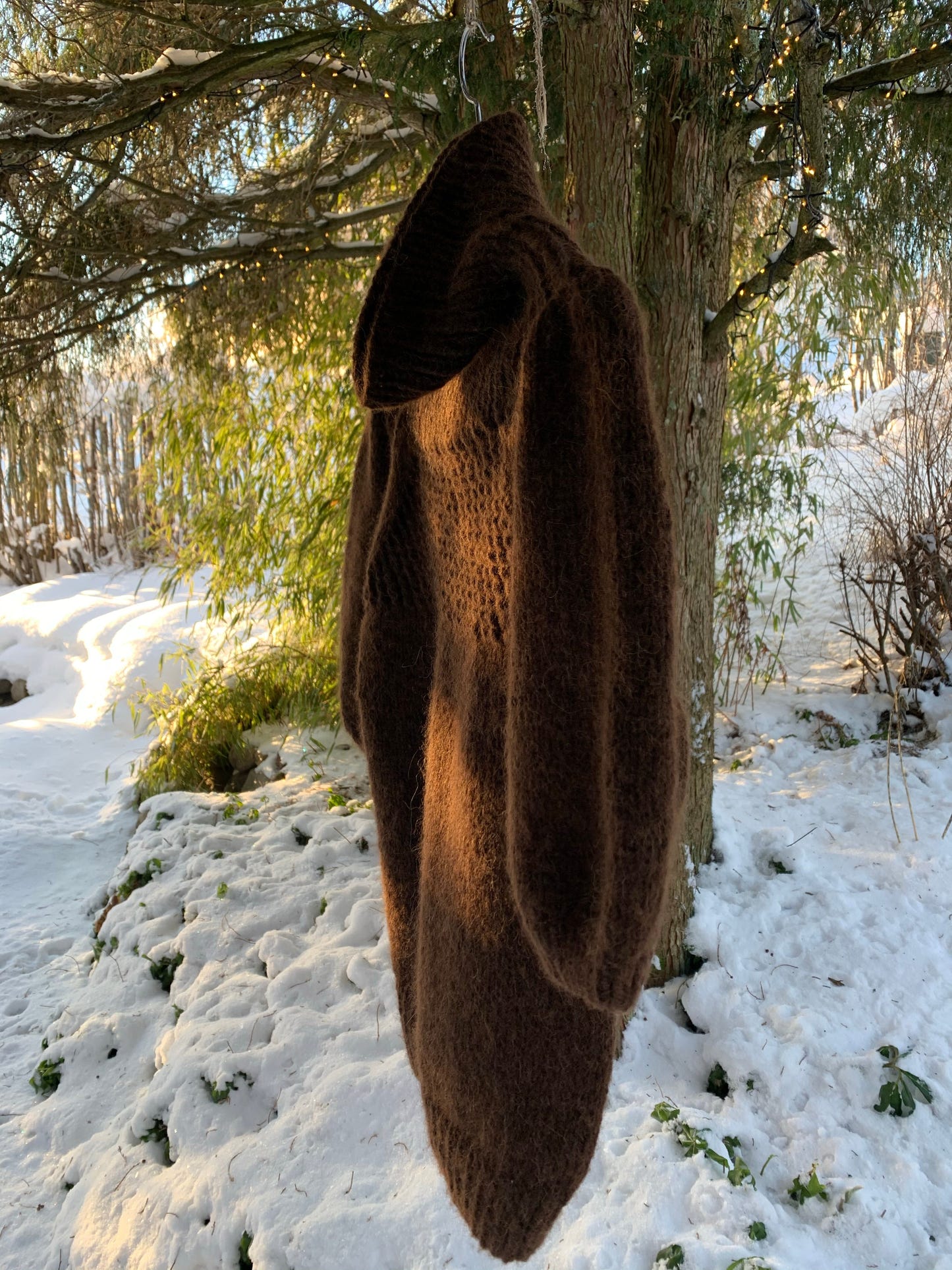 LIFE IN TECHNICOLOUR ii - Chocolate - Pattern