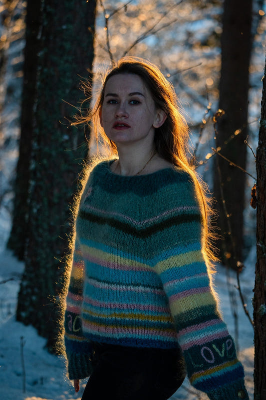 When I need a Friend  - få mønsteret gratis, og send din genser til Ukraina.