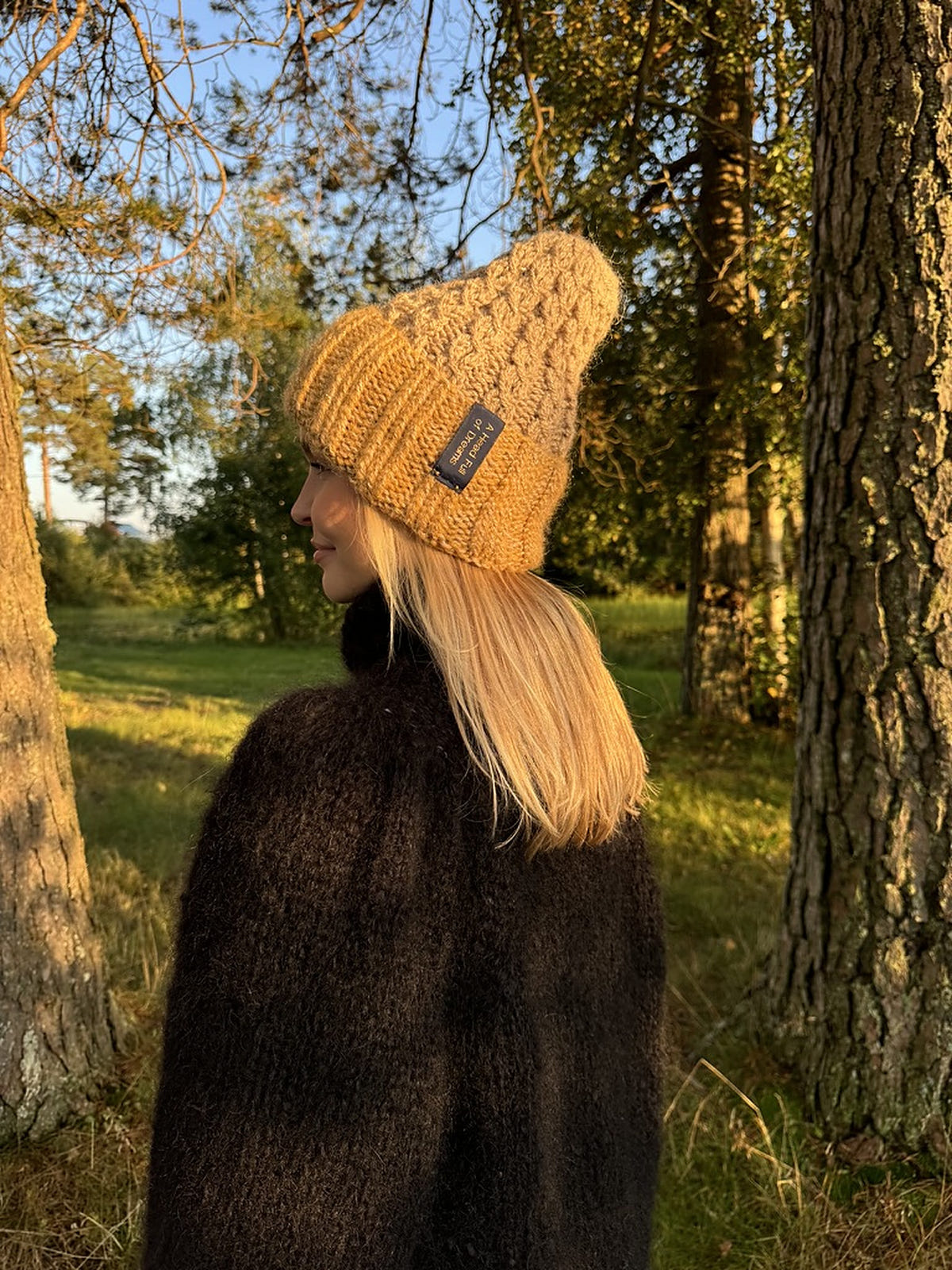 Golden Champagne - The Beanie