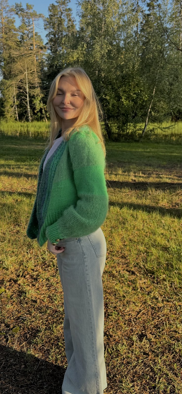 Light Green Daylight – The Cardigan