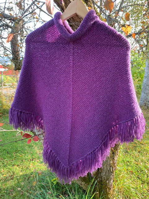 Lilly – The Poncho
