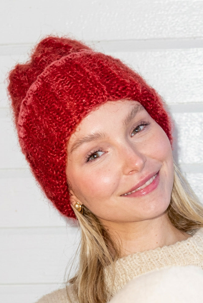 Red - The Beanie