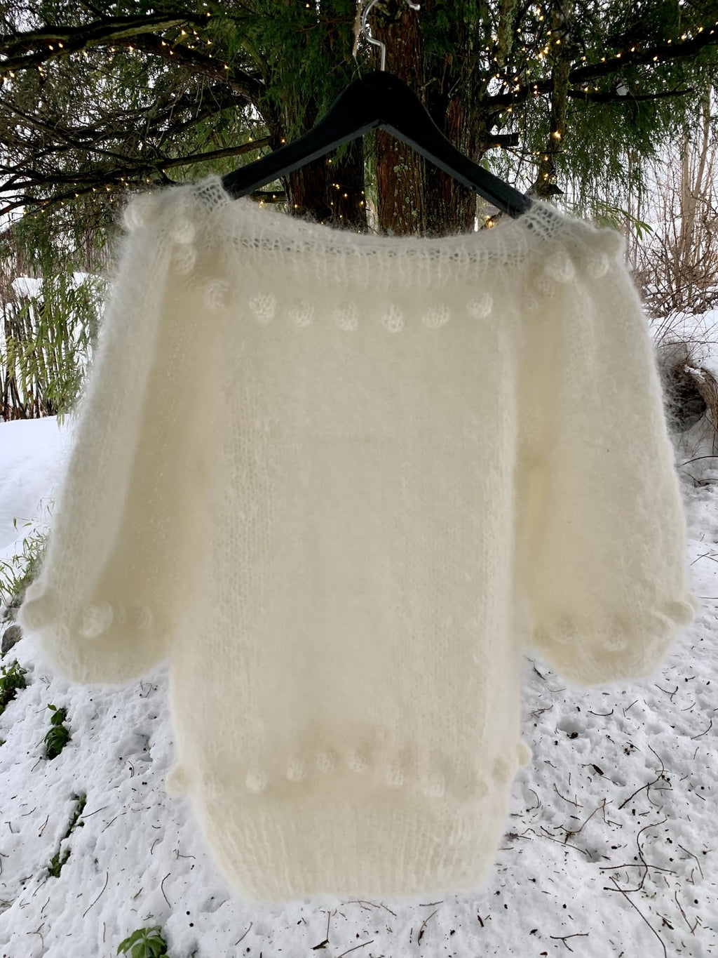 Winterlovers, Pop Edition - The Sweater