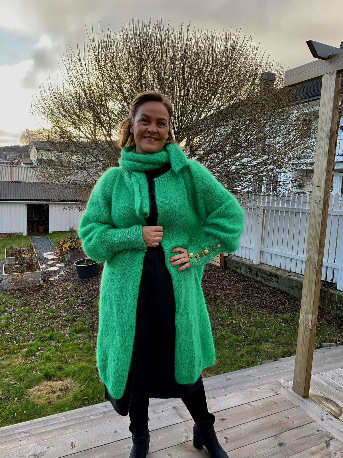 Embrace Me · Green Edition