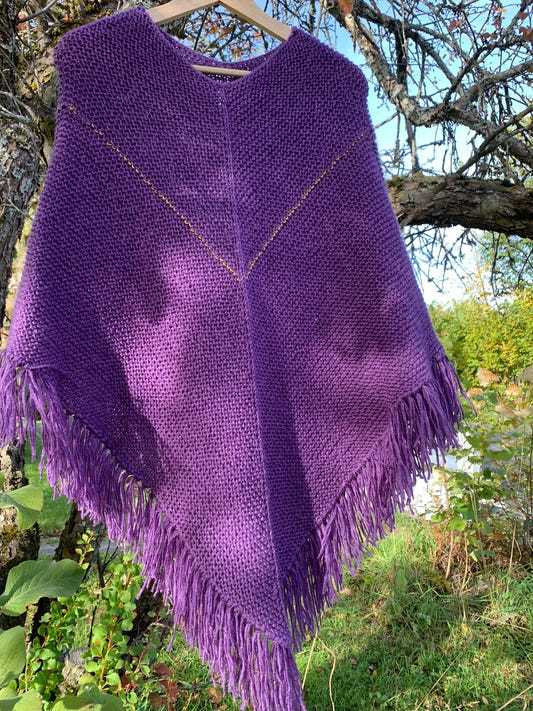 Lilly – The Poncho