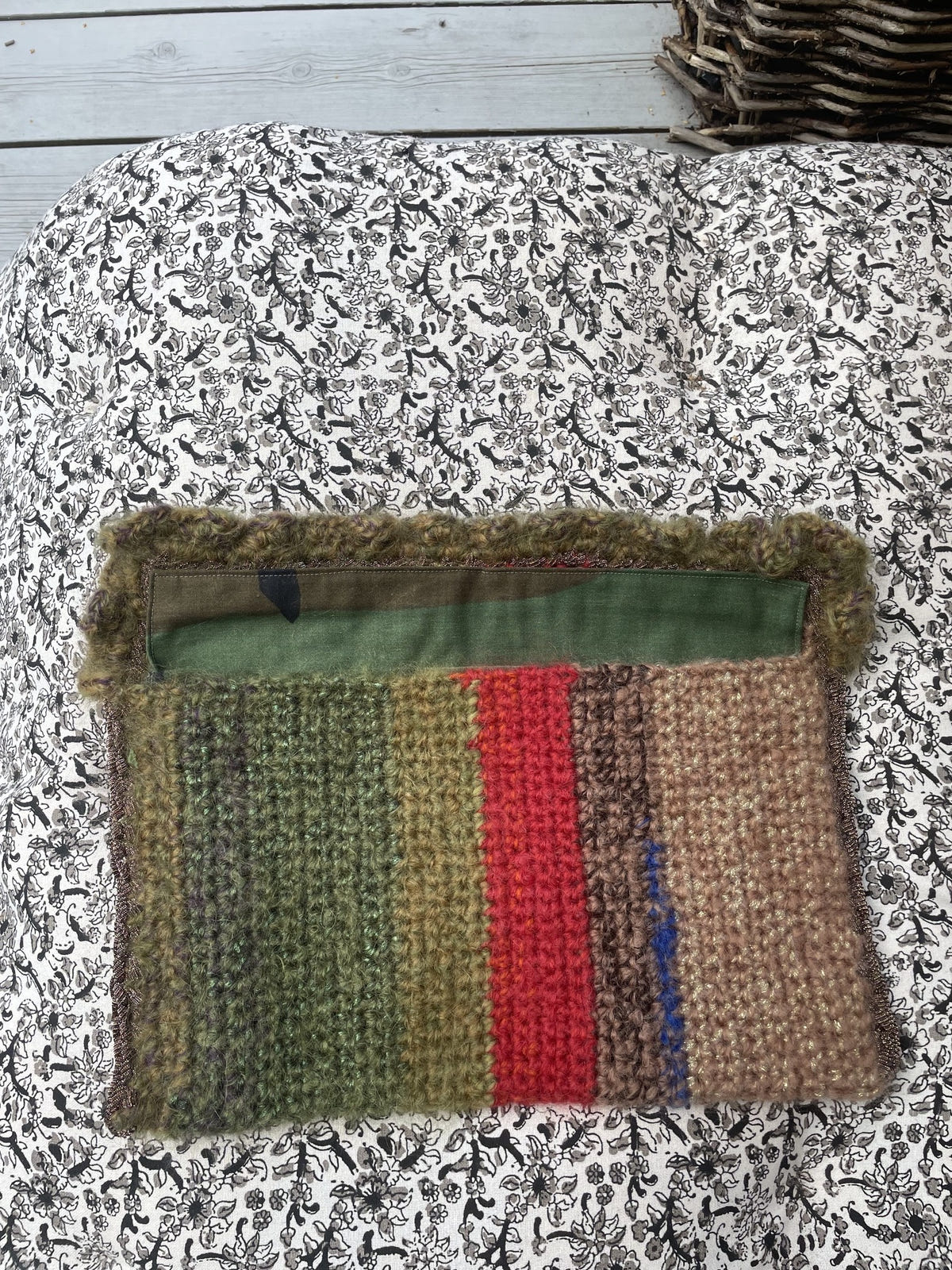 Carolyn – Mac Clutch