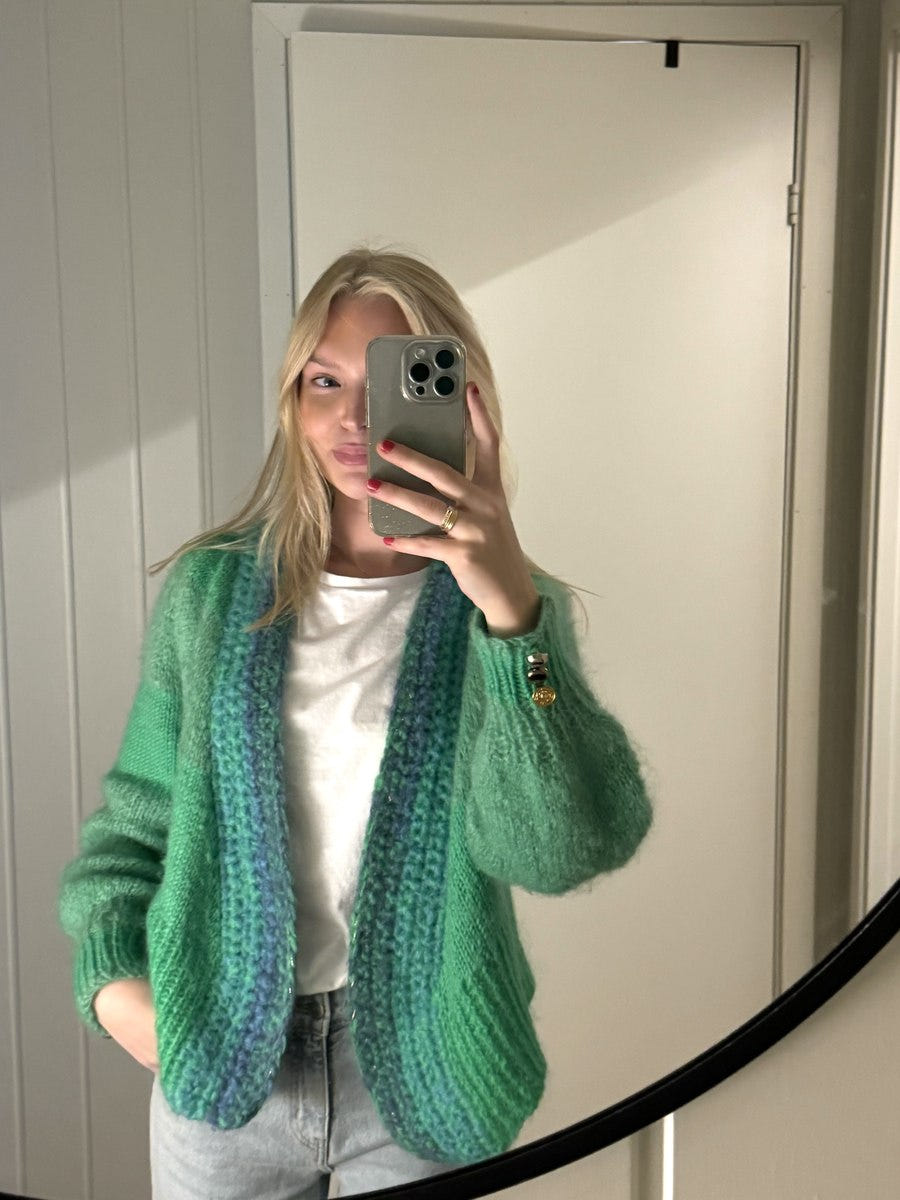 Light Green Daylight – The Cardigan