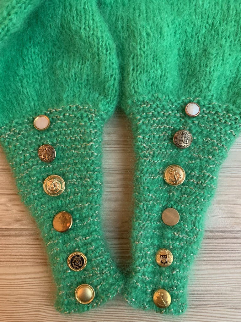 Embrace Me · Green Edition
