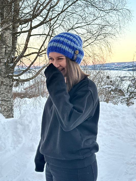 Striped beanie in blue tones – Winter Stripes from CosyMonday