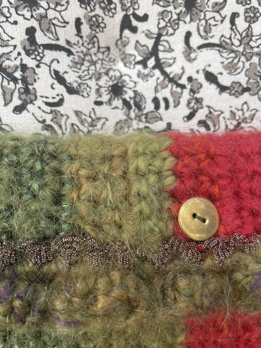 Carolyn – Mac Clutch