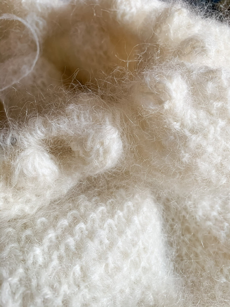 feelslikeimfallinginlove · Mohair Edition
