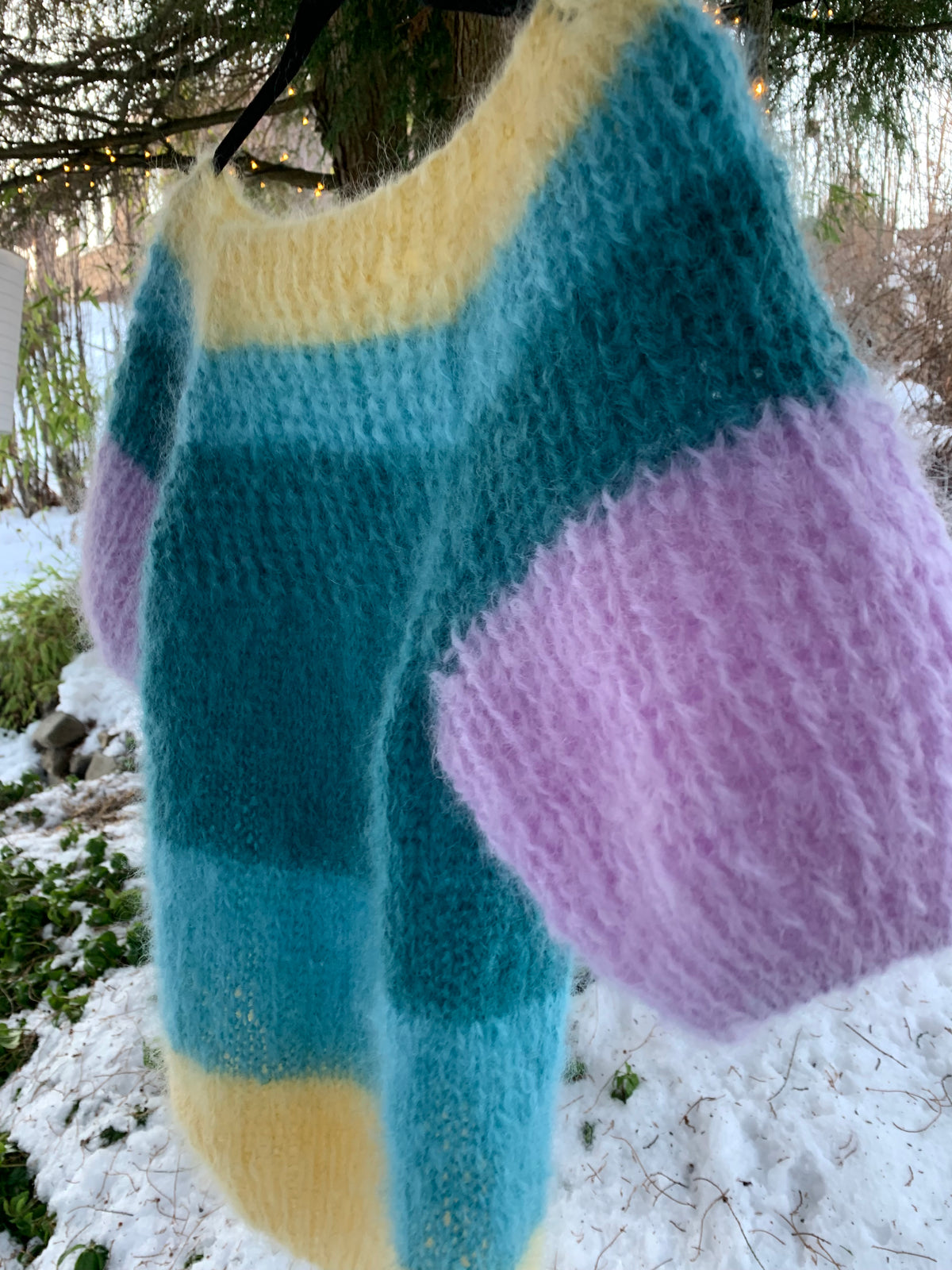 Turquoise Light – Puffer Edition – The Sweater