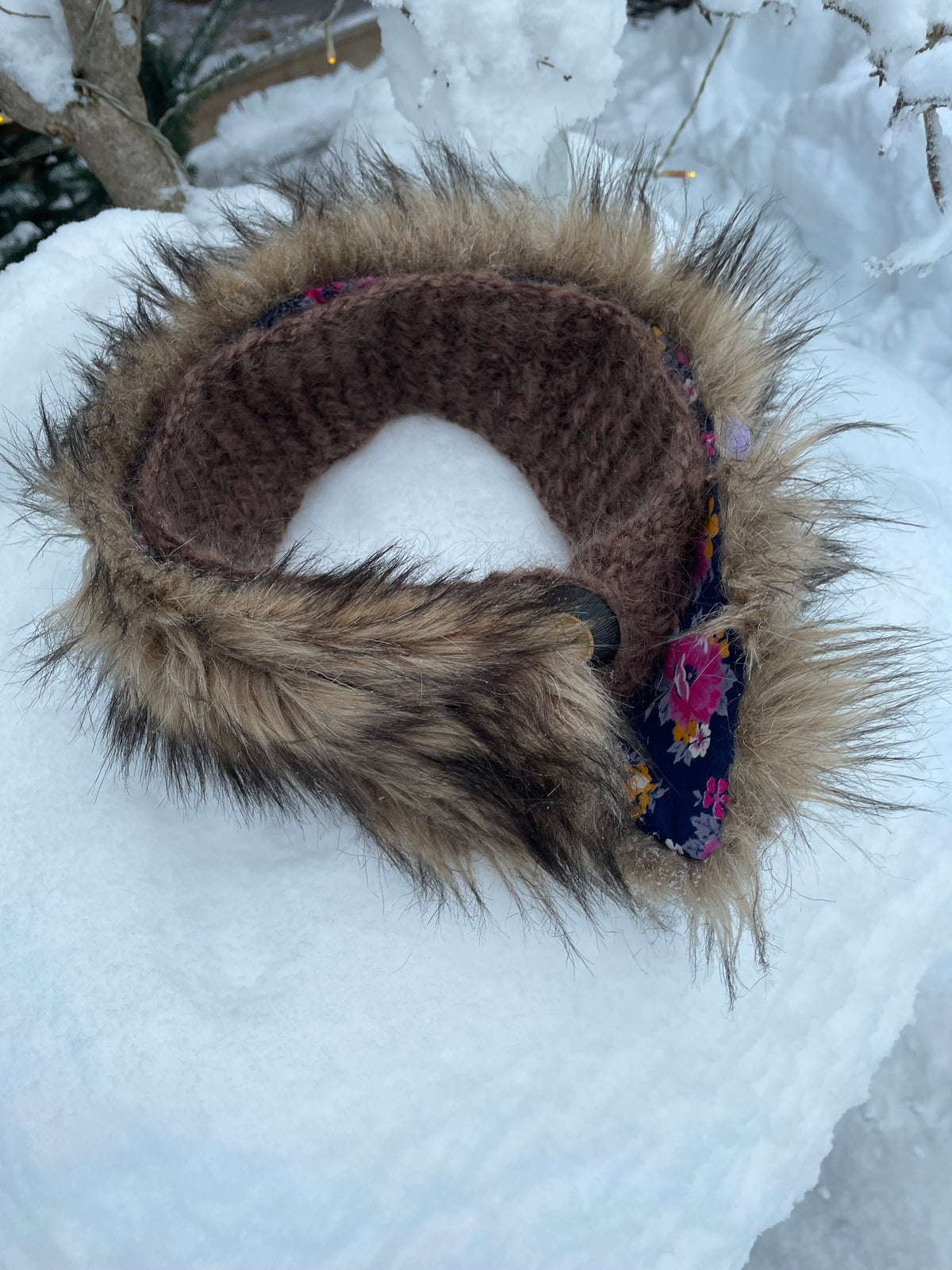 Ear warmer with a fur edge – Midnight Halo from CosyMonday