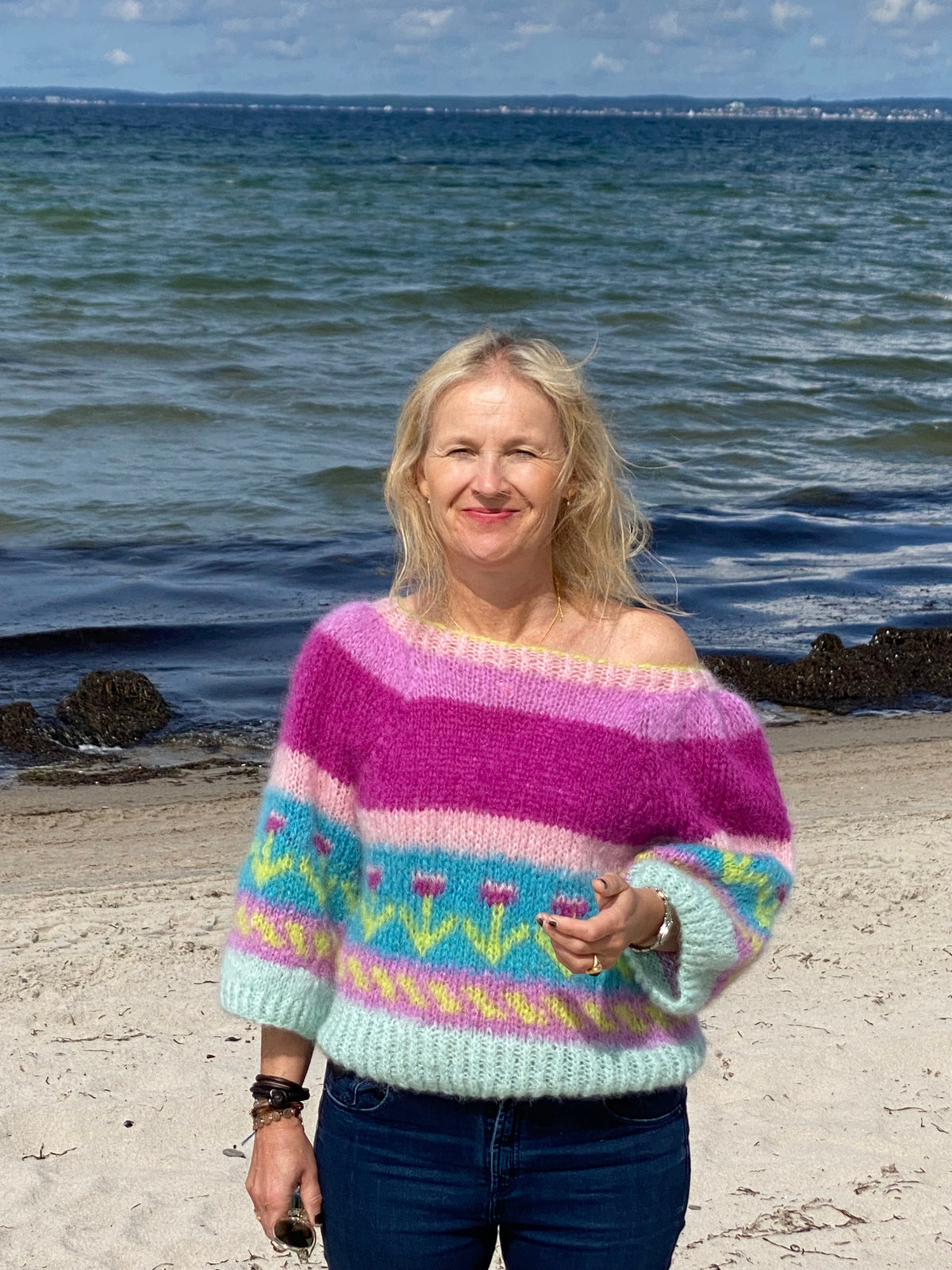 Bohemian Flowers - The Summer Sweater