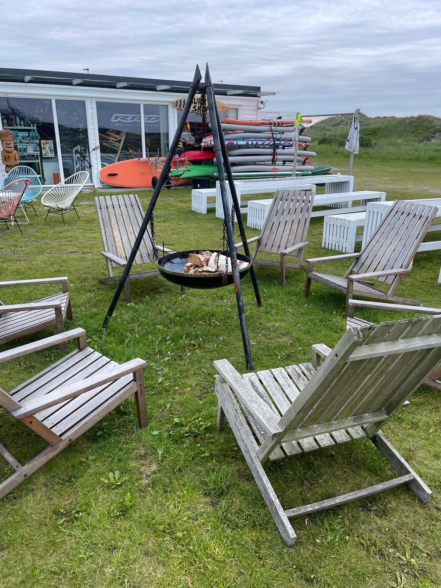 Sola Beach – The 70's Coast Edition