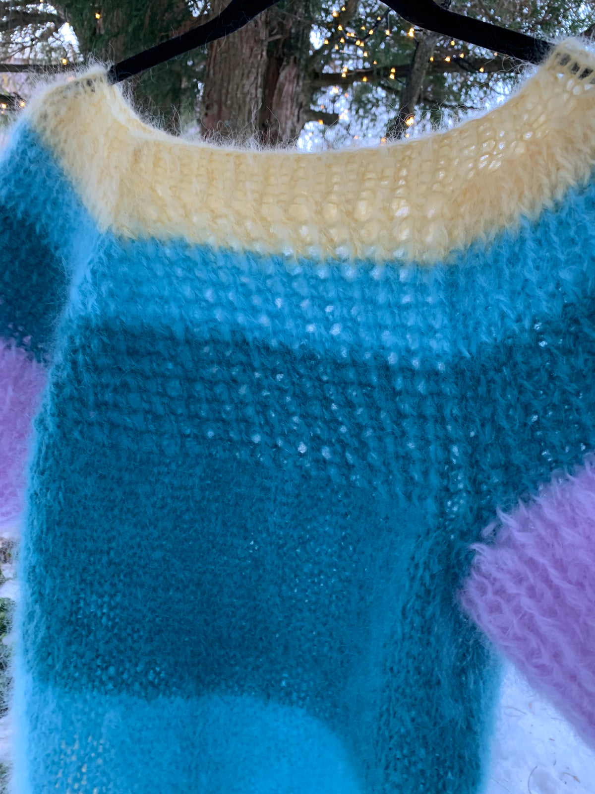 Turquoise Light – Puffer Edition – The Sweater