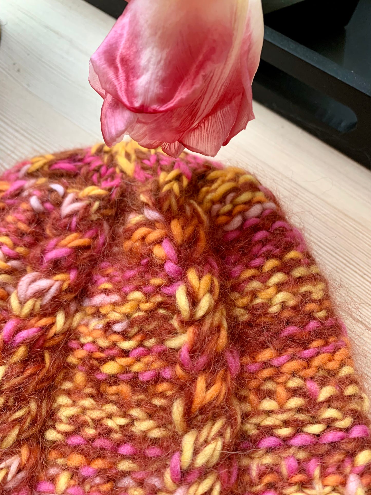 The Mosaic One - The Beanie - strikkeoppskrift