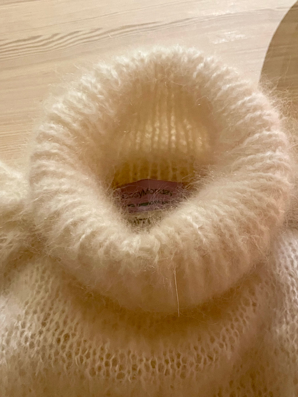 White Lotus, Tusha Edition - The Statement knit