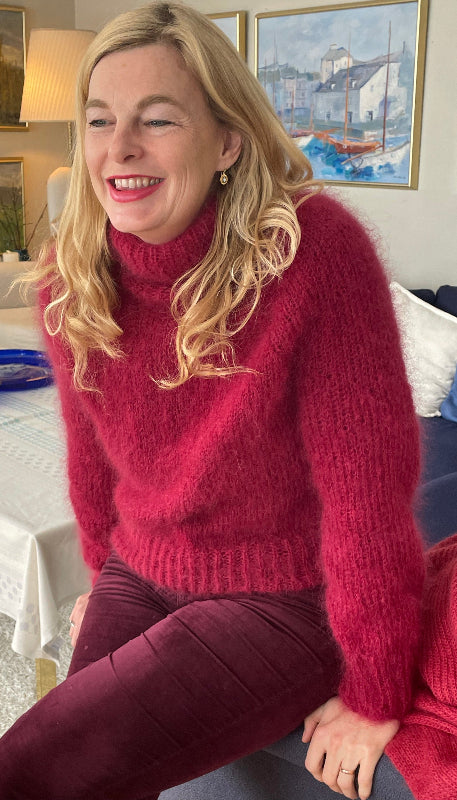 Wine red classic high-neck sweater without puff sleeves