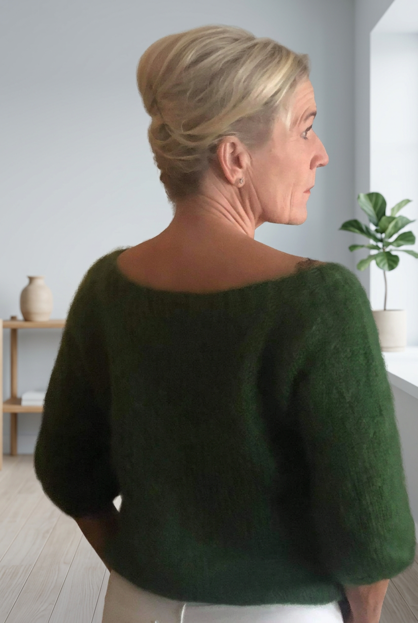 Mistletoe - The Sweater