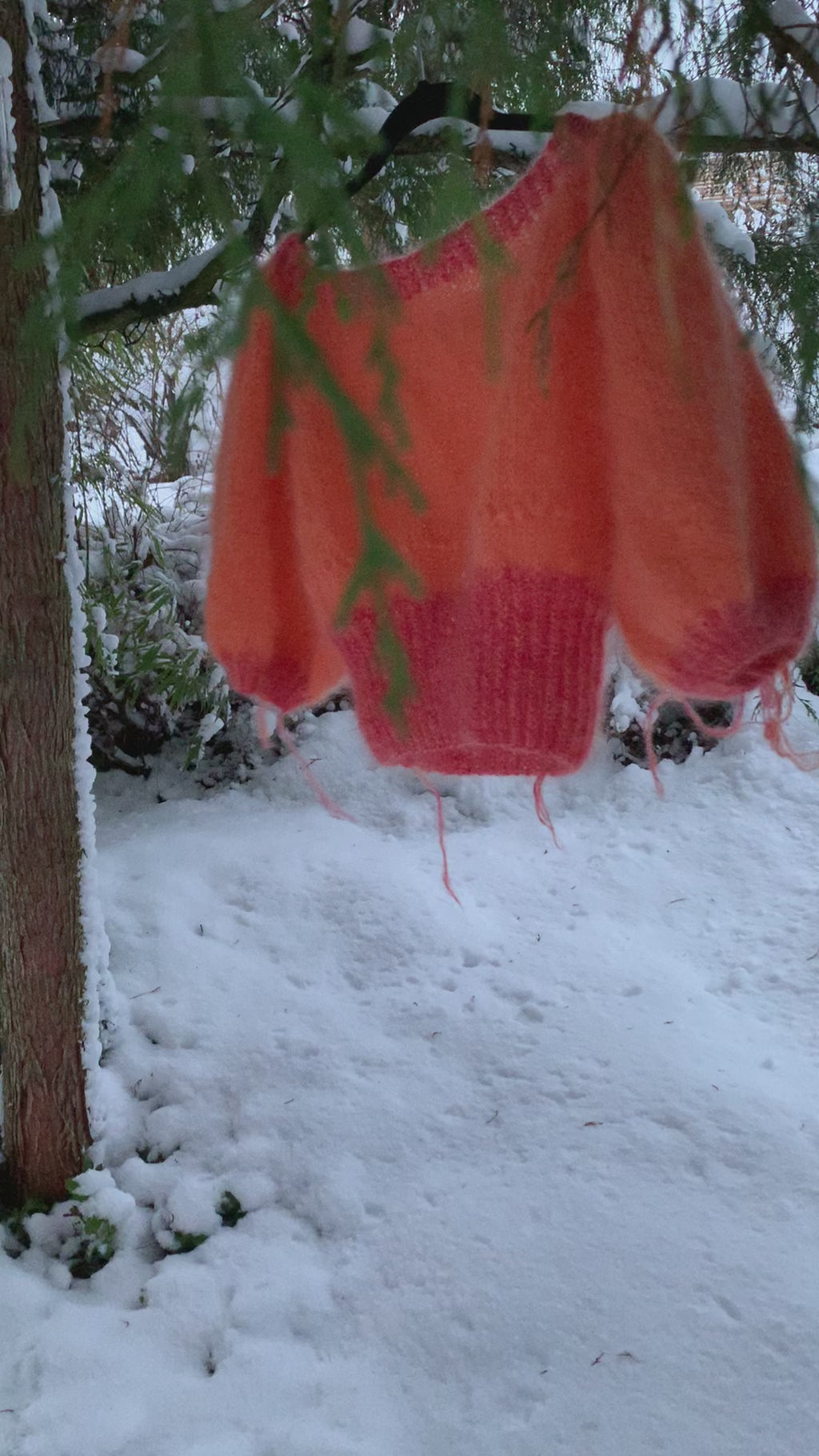 Blossom - The Party Sweater