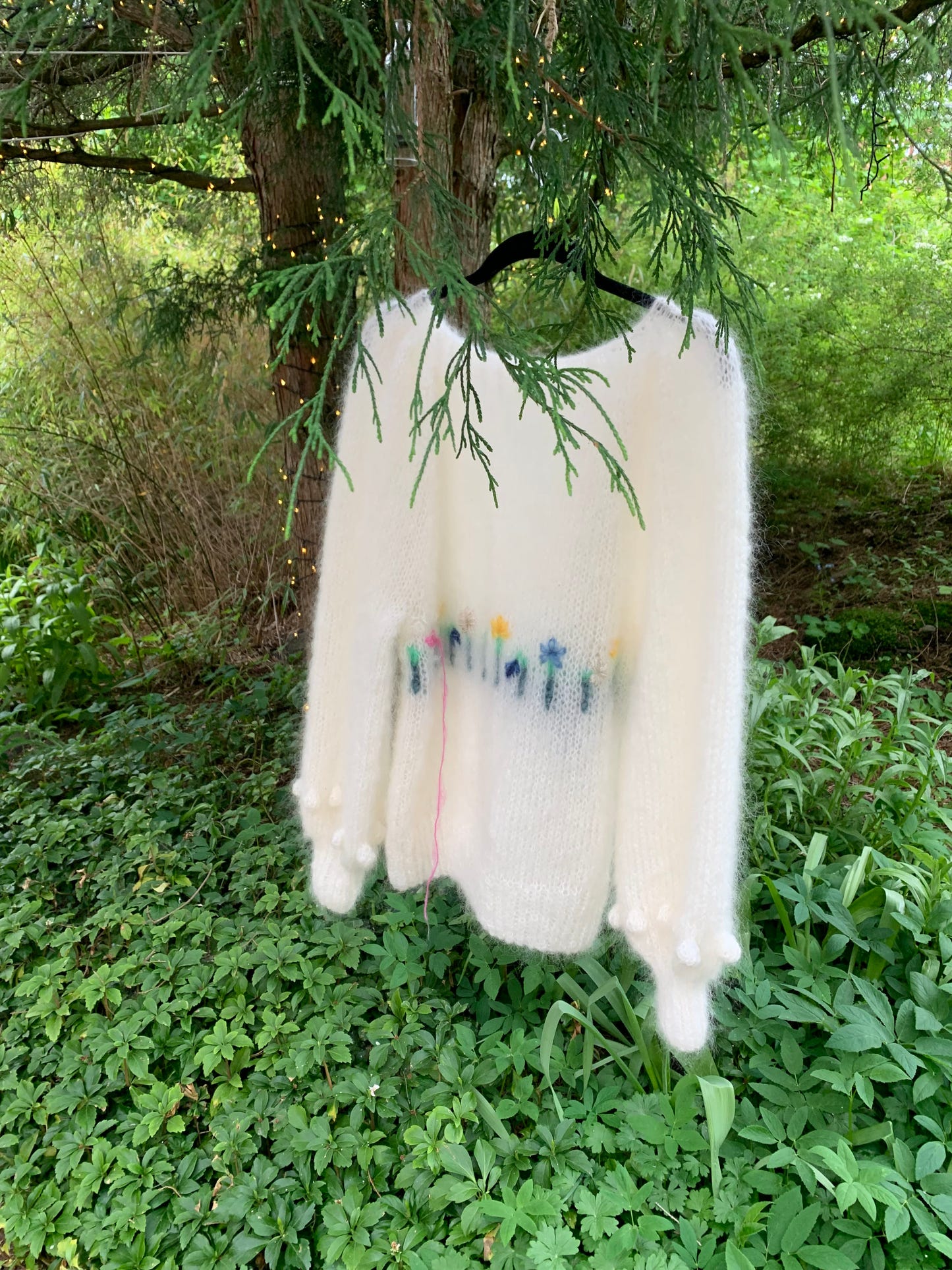 Midsummer Love - NORWEGIAN MAY FLOWERS - Strikkeoppskrift