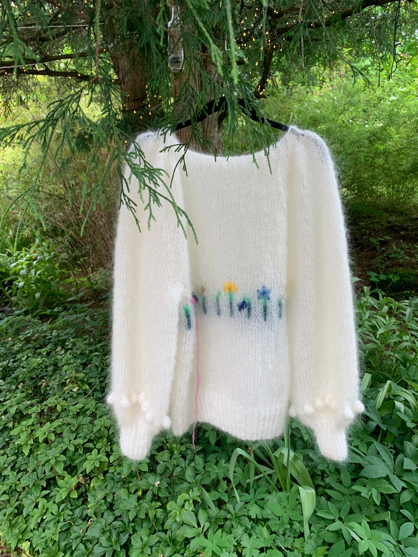 Midsummer Love - NORWEGIAN MAY FLOWERS - Strikkeoppskrift