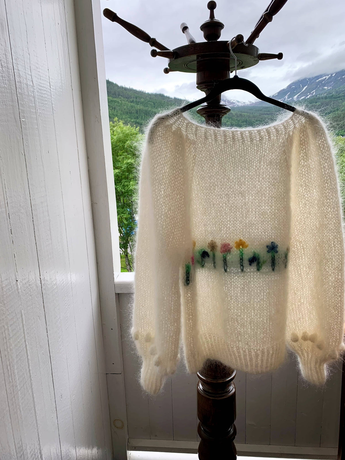 Midsummer Love – The Sweater
