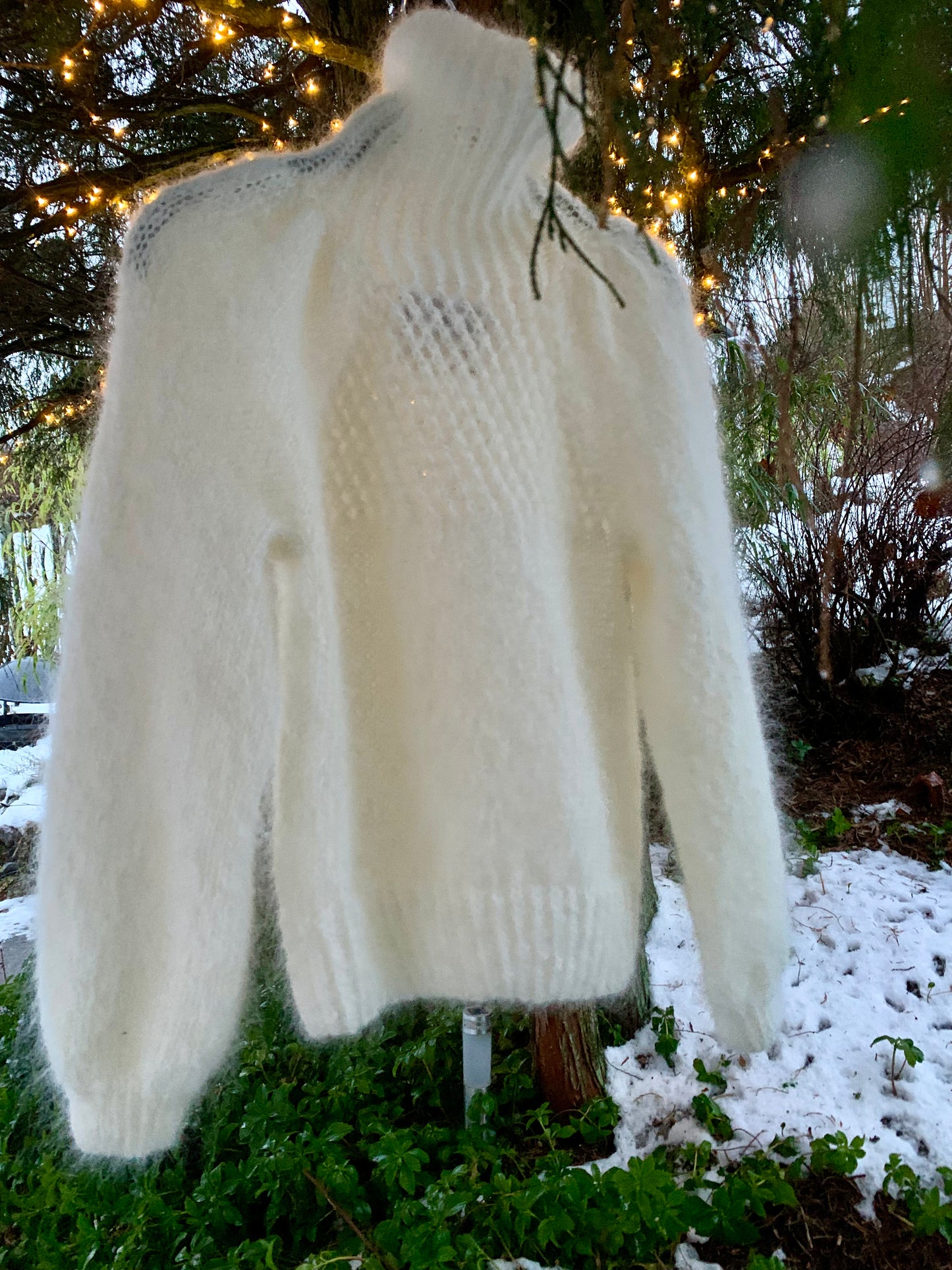 Arctic Snow - Strawberry Swing - knitting pattern