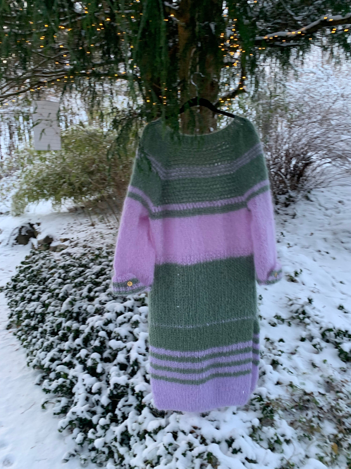 My Cosy Winter Dress | Strikkeoppskrift på lang mohairkjole – The Dress