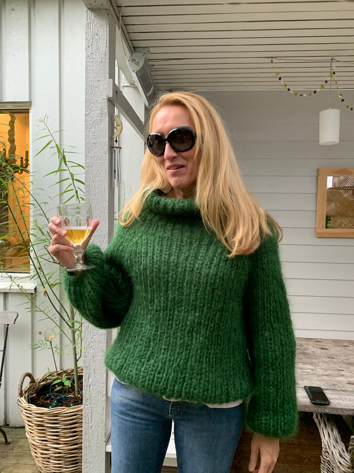 Dark Green Eyes - The Sweater