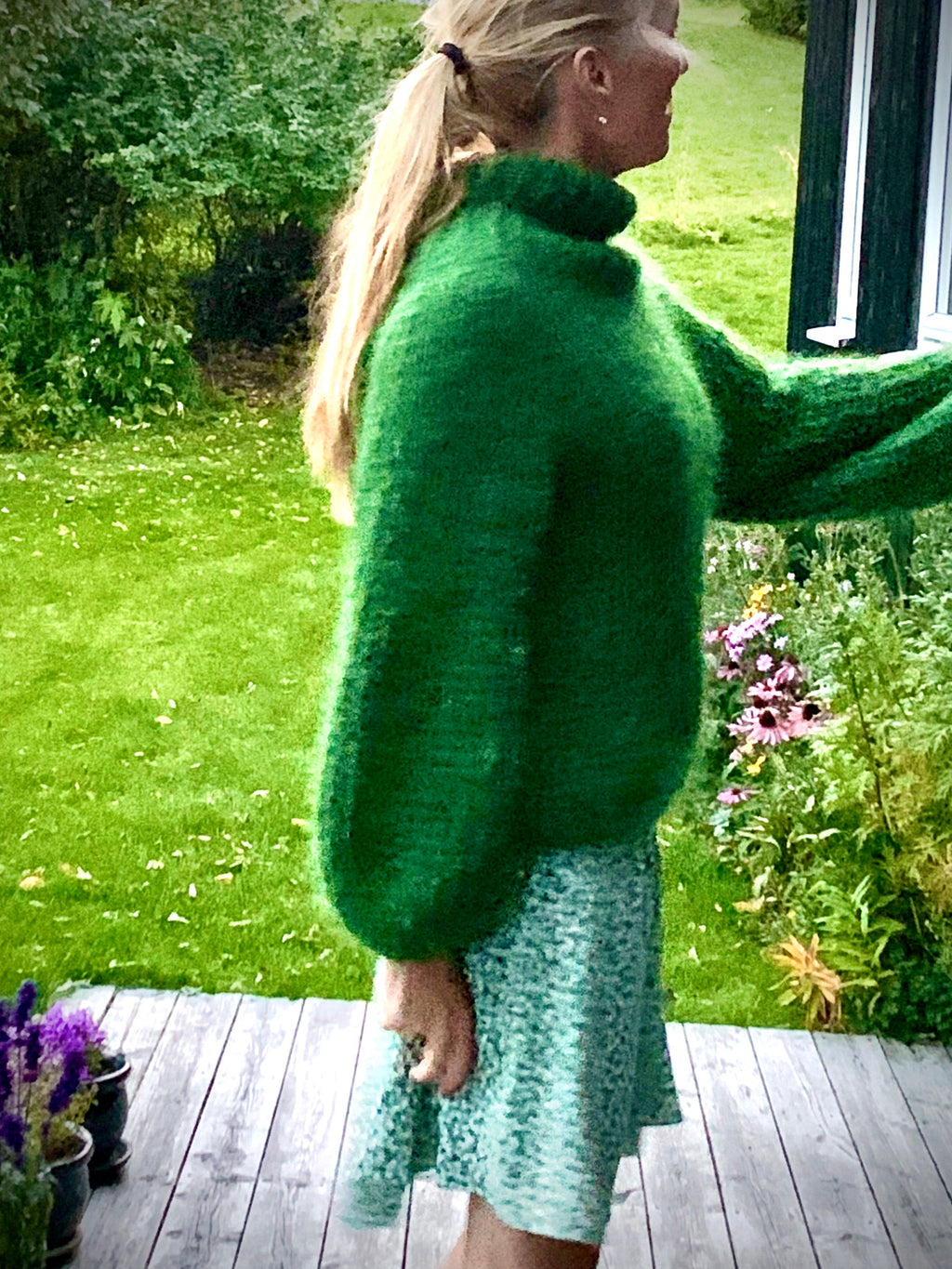 Dark green mohair sweater with half brioche and puff sleeves – Dark Green Eyes from CosyMonday